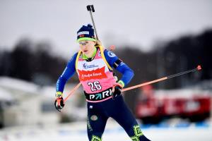Динара Смольская победила в суперспринте на чемпионате России по биатлону в Тюмени